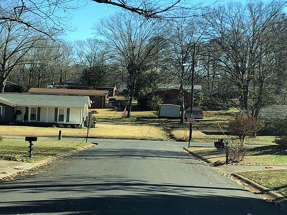 2nd image of 116 Hickory St