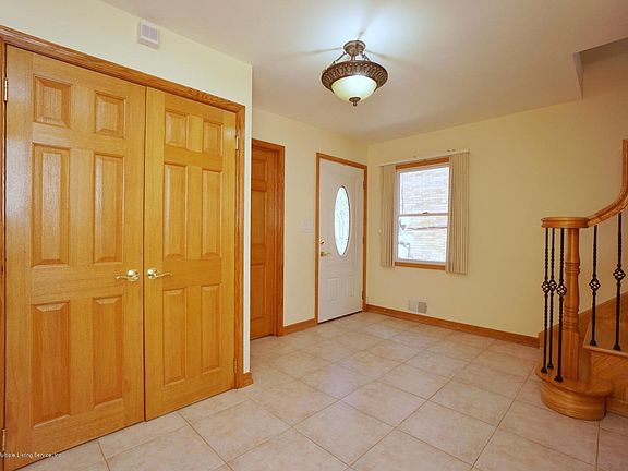 2nd image of 338 Crown Ave
