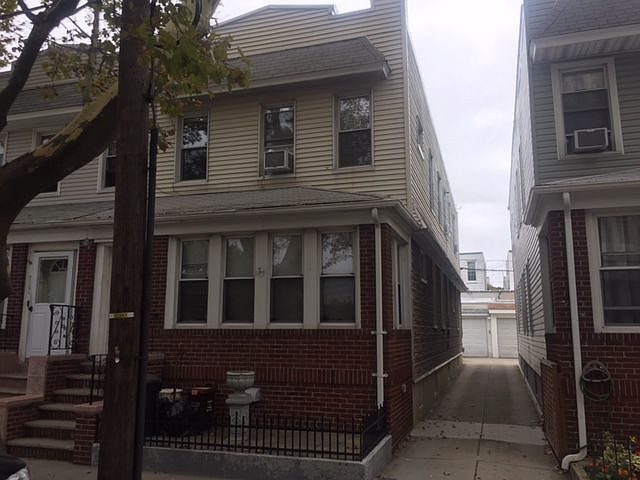 2nd image of 7103 69th St