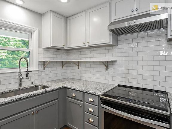 5th image of 8525 Johnson Dr