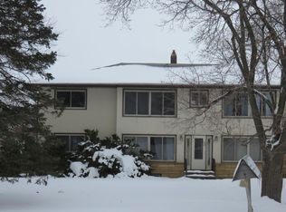 13898 S Robert Trl, Rosemount, MN 55068