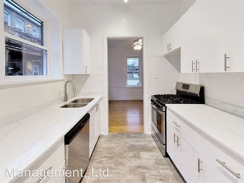 1st image of 740 W Aldine Ave APT 1W