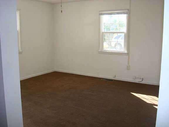 5th image of 27 Mulberry St