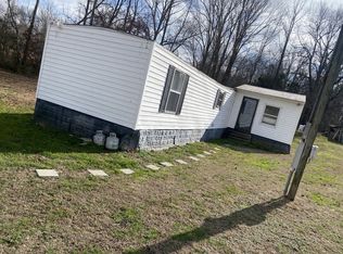 688 Leesburg Rd, McMinnville, TN 37110