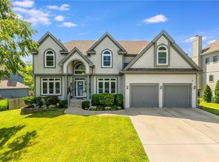 4000 SW Boulder Dr, Lees Summit, MO 64082