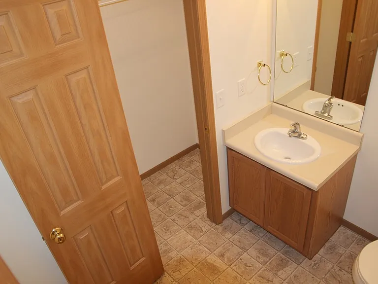 101 Brookside Dr — Photo 9