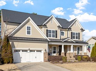 209 Ashdown Forest Ln, Cary, NC 27519