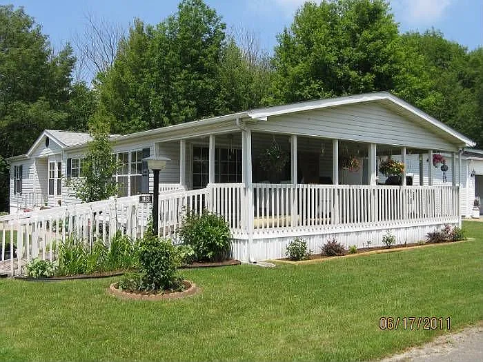 1853 Northwood Ln photo 1