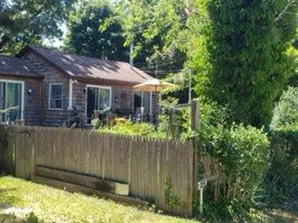 25 Cedar Avenue, Southampton, NY 11968