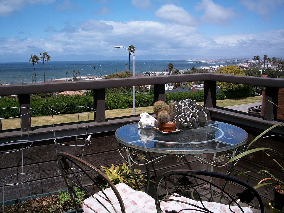 Upstairs Balcony