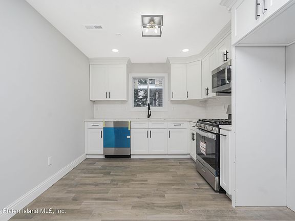 5th image of 69 Nashville St