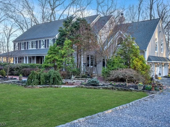 6 Wood Hollow Dr, Union Twp., NJ 08867