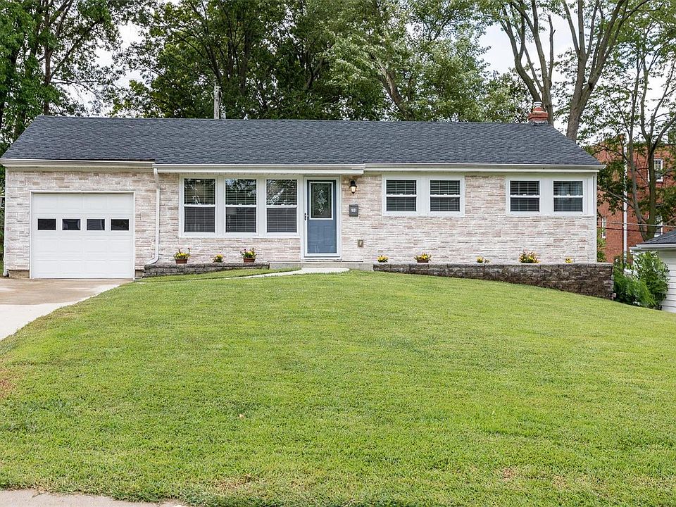 1st image of 1051 Barry Ct