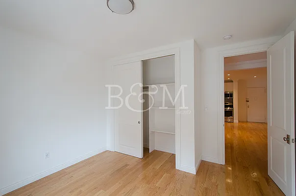 Rented by Brick&Mortar | media 32