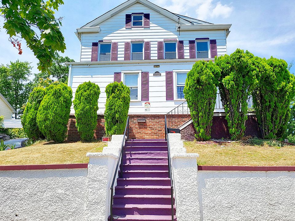 1st image of 199 Lincoln Ave #2