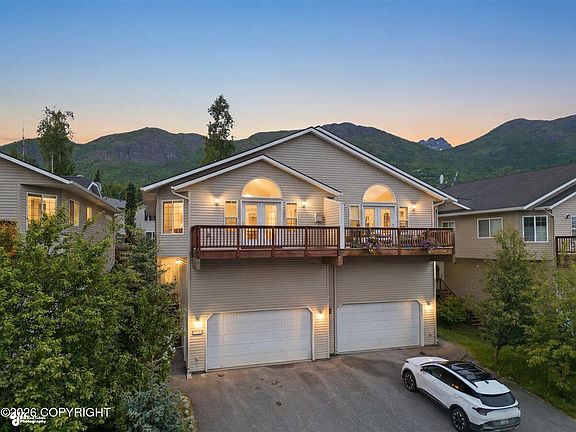 2nd image of 20713 Mountain Vista Dr