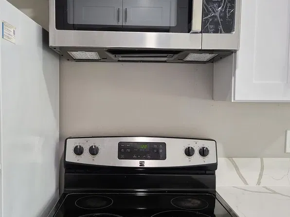 1421 Eagle Vista Dr #8, Los Angeles, CA 90041