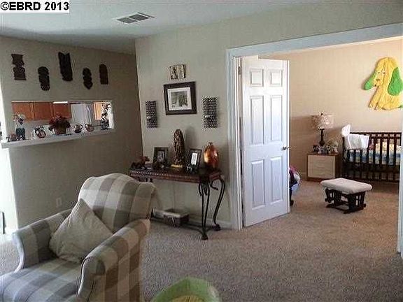 5th image of 1612 Mission Dr