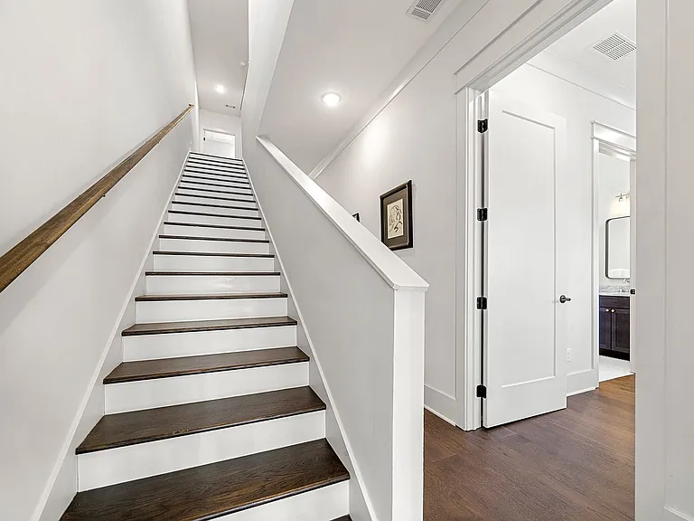 Cedar Walk Townhomes — Photo 36