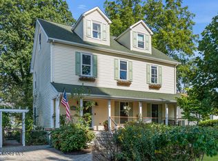 10 Acpoan Pl, Manasquan, NJ 08736