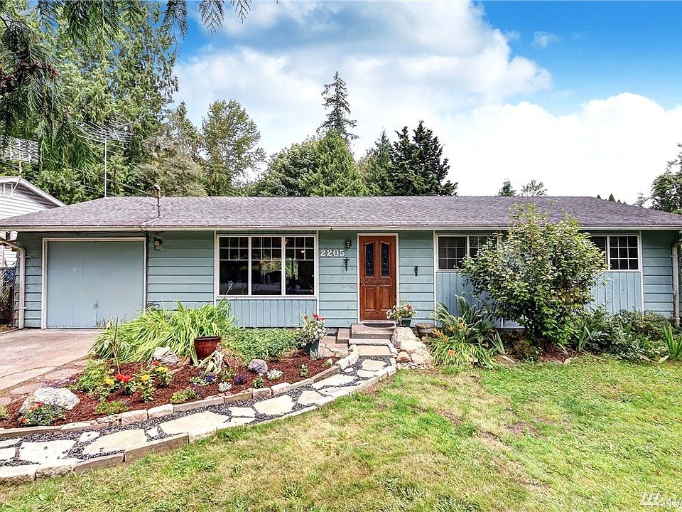 1st image of 2205 99th Ave SE