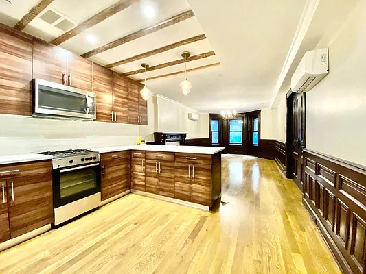 Rented by Doorway NYC, LLC | media 18
