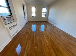 37-20 76th St #2, Jackson Heights, NY 11372