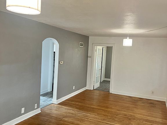 3rd image of 8716 Charlton Ln