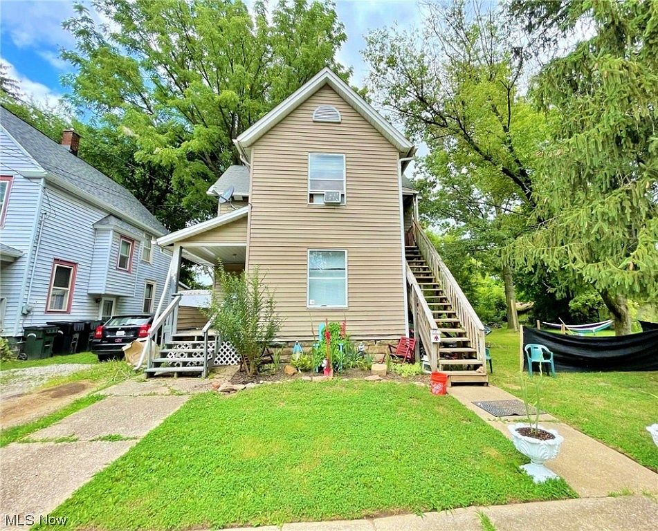 225 Gates Ave, Elyria, OH 44035 Zillow