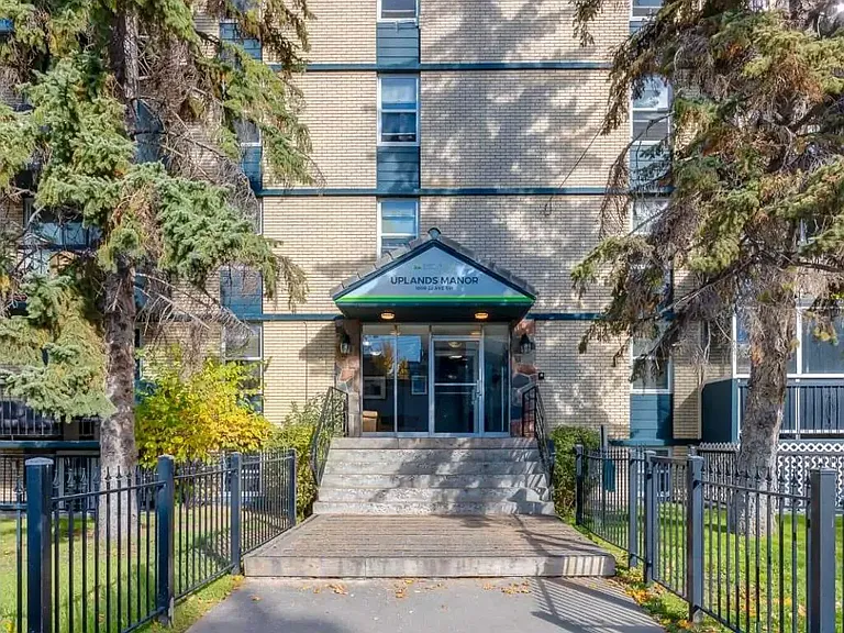 1608 22nd Ave SW — Photo 12