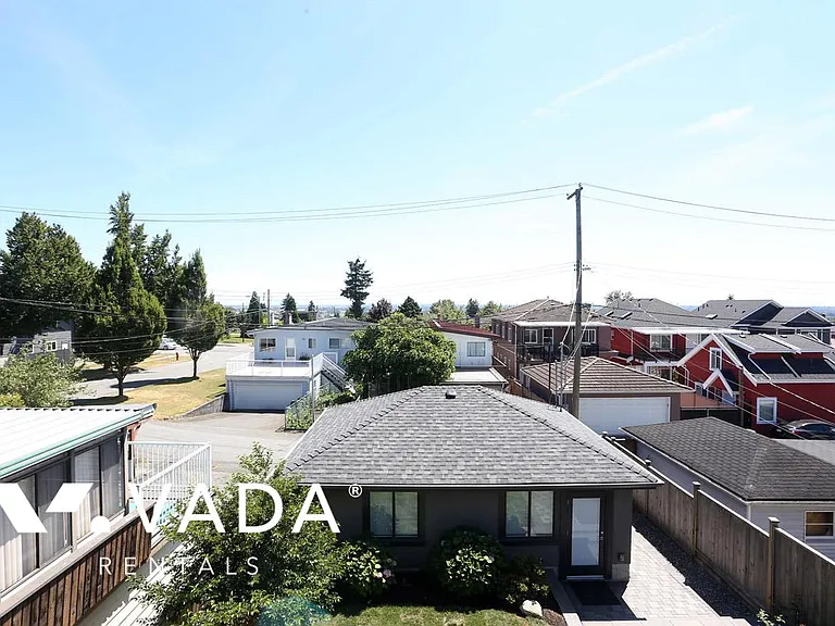 1686 E 56th Ave — Photo 22