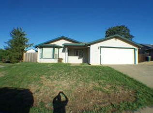 180 Danbury Dr, Redding, CA 96003