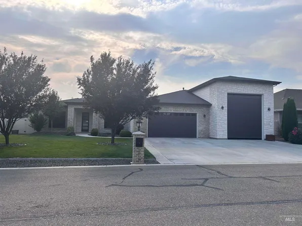 277 N Dudley Ln, Nampa, ID 83687