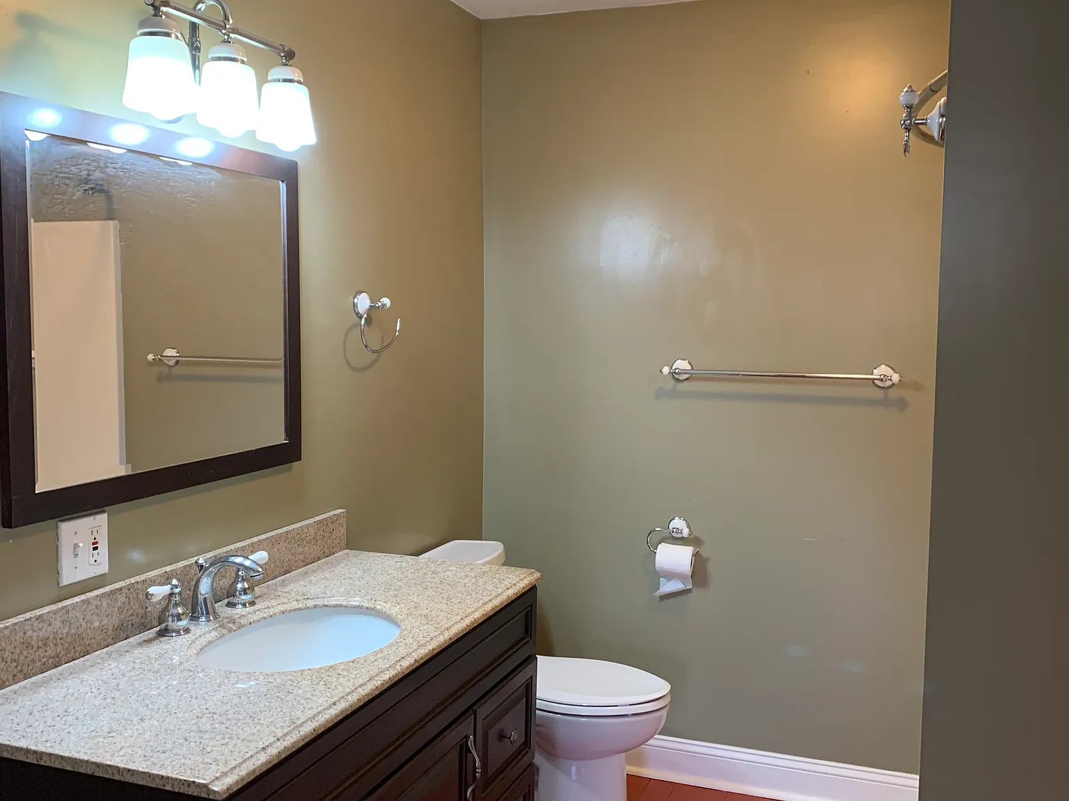 3763 State Route 225 — Photo 3