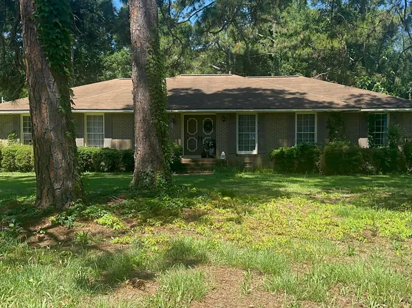 615 Forrest Dr, Fort Valley, GA 31030