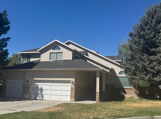 9228 S Stone Point Pl, Sandy, UT 84093