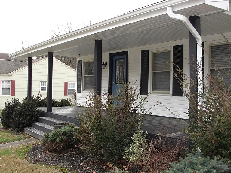 1710 Concord St — Photo 18