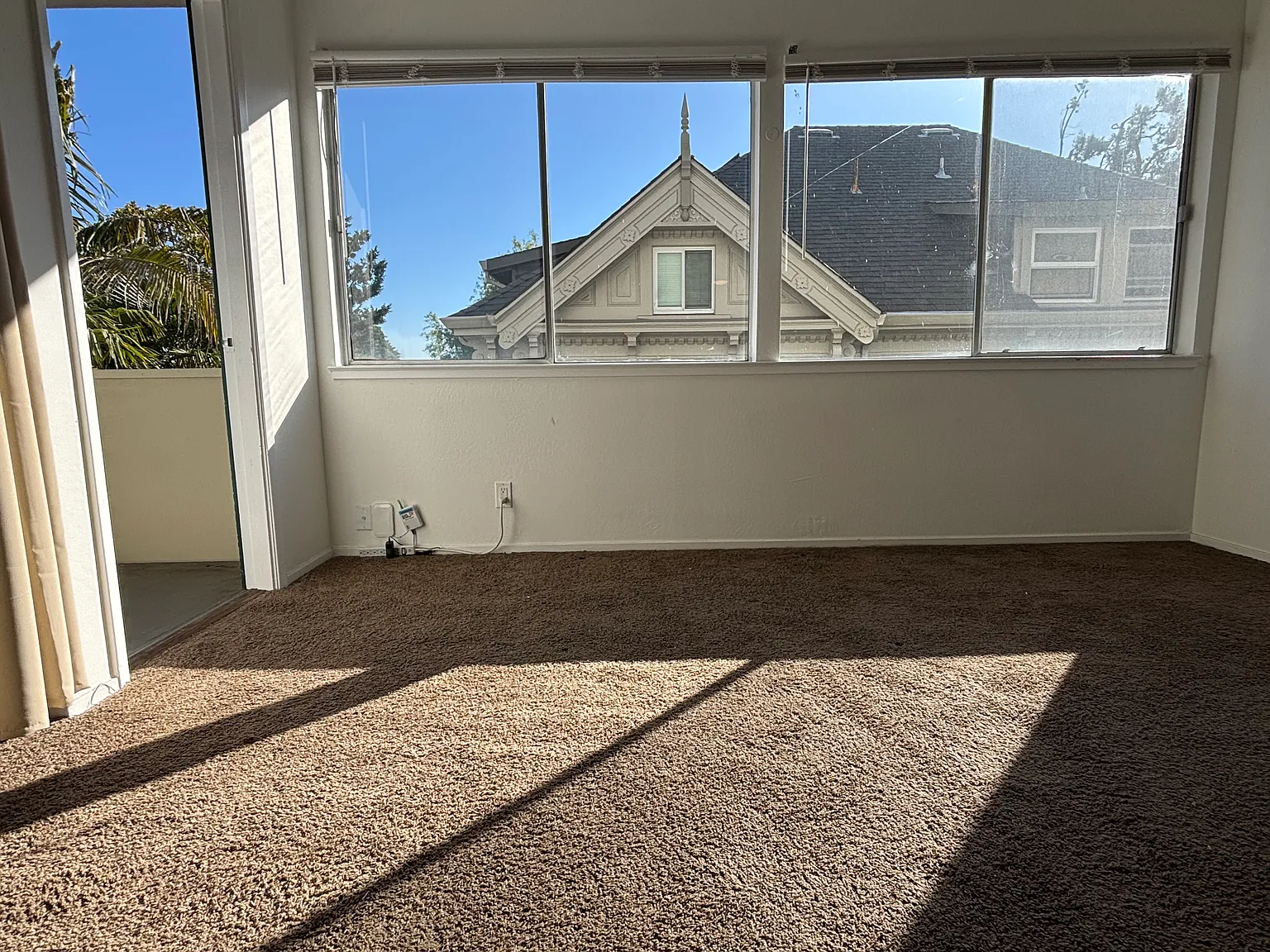 1 bed, 800 sqft, $2,400 — Photo 4