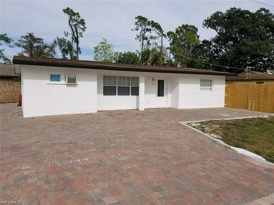 1st image of 1535 Oak Dr