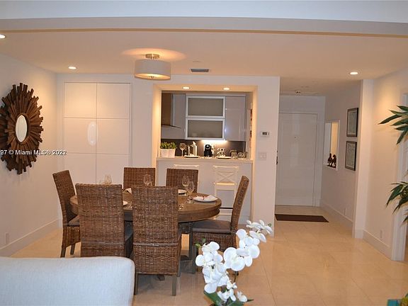 2nd image of 251 Crandon Blvd APT 505