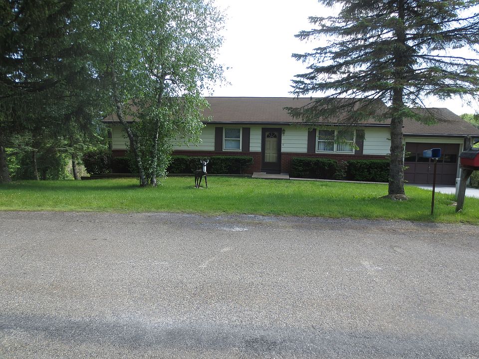 32 1st Ave