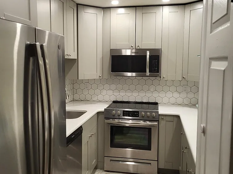 7430 Kennedy Blvd #103 — Photo 7