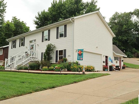 2nd image of 1501 Linden Way