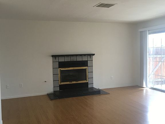 3rd image of 13573 Shablow Ave #House