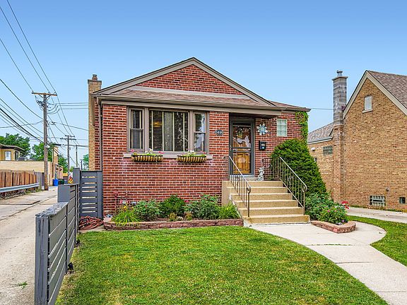 3rd image of 5446 S Nashville Ave