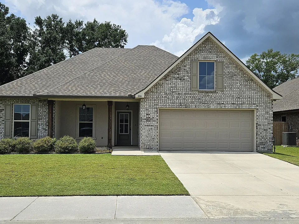 206 Rose Of Sharon Ln