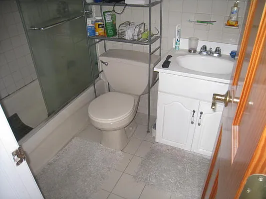 Rented by Alexiou Realty | media 9