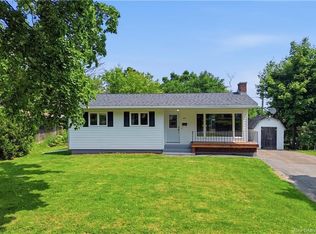 447 Pederson Cres, Fredericton, NB E3B 2Z1