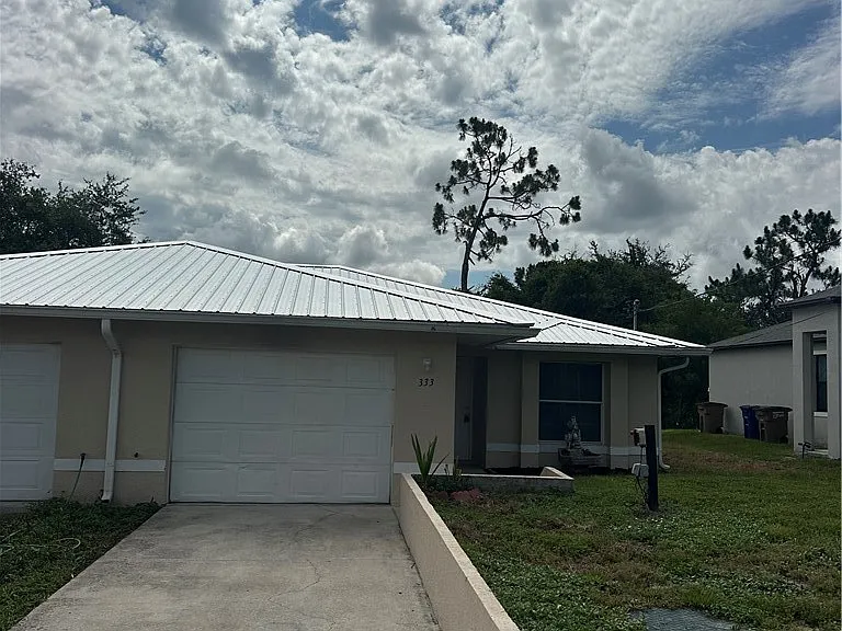 333 Bell Blvd S — Photo 1