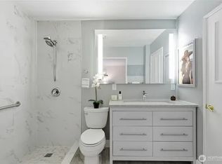 412 164th Pl SE #1, Bothell, WA 98012